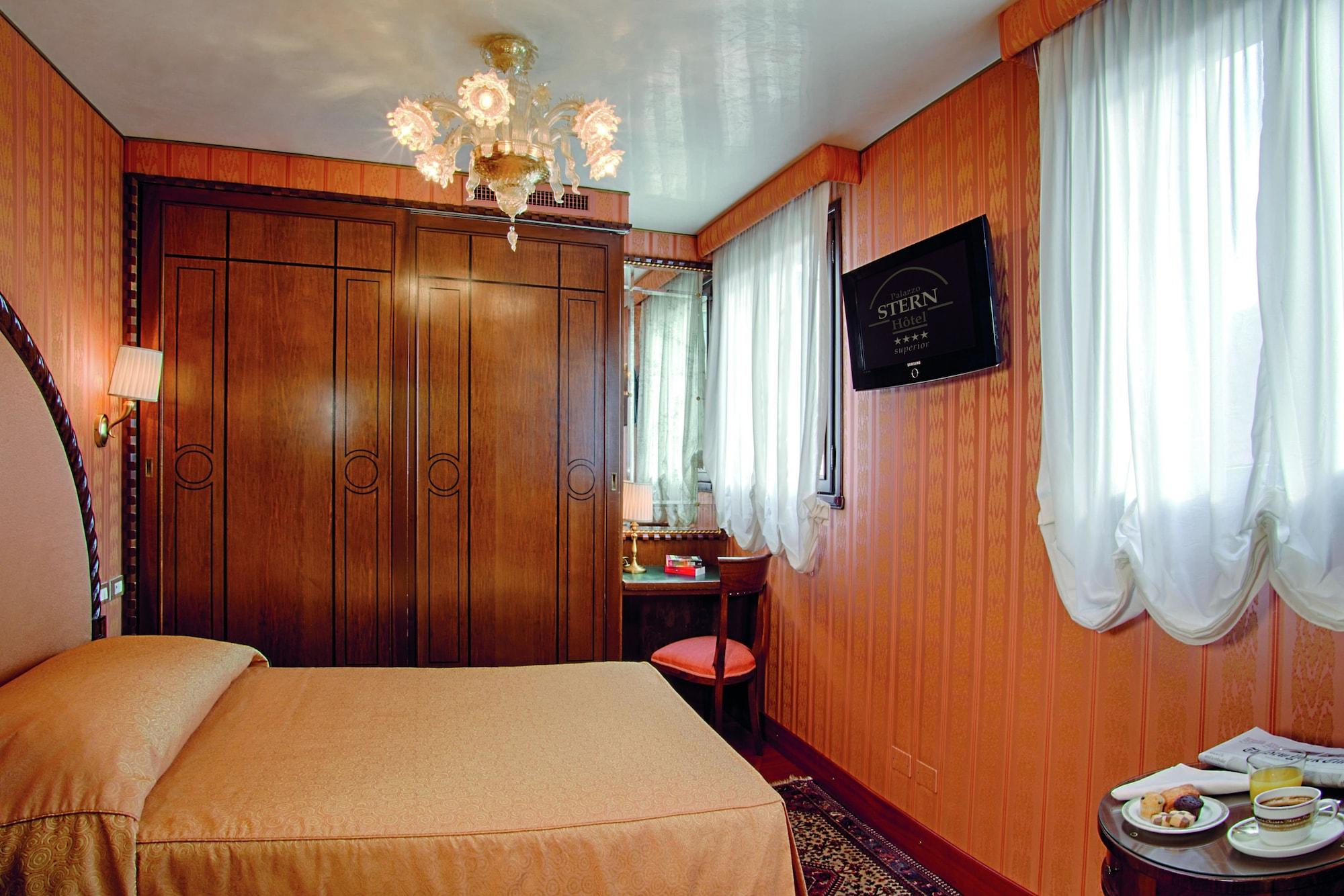 Hotel Palazzo Stern Венеция Экстерьер фото