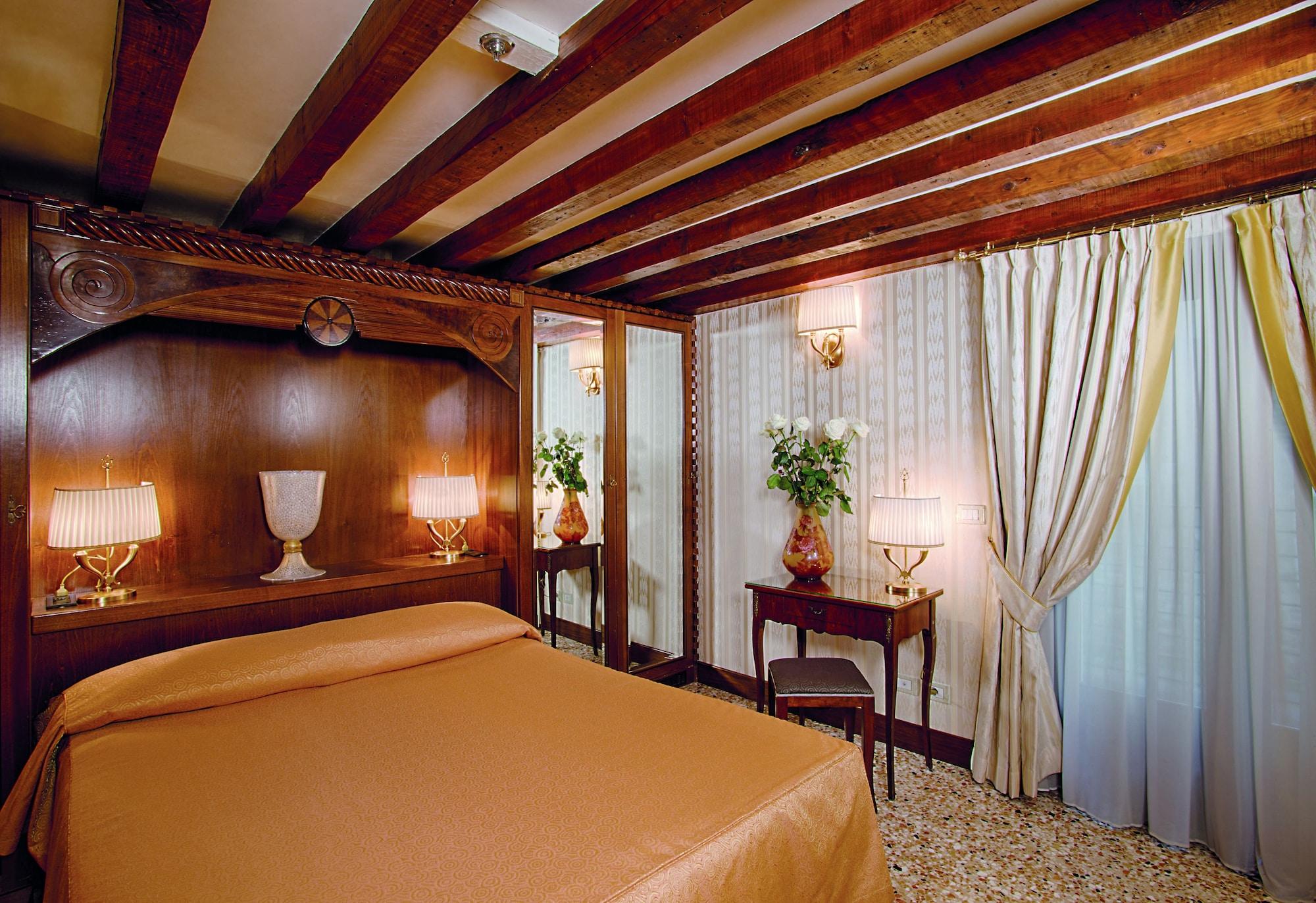 Hotel Palazzo Stern Венеция Экстерьер фото